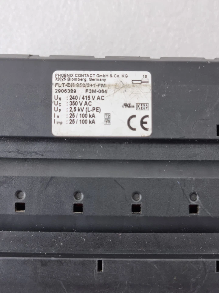 PHOENIX CONTACT FLT-BK 350/3+1-FM TYPE 1+2 SURGE ARRESTER MADE-GERMANY